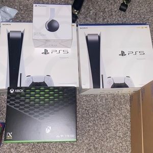 PS5 & Xbox Series X Bundle